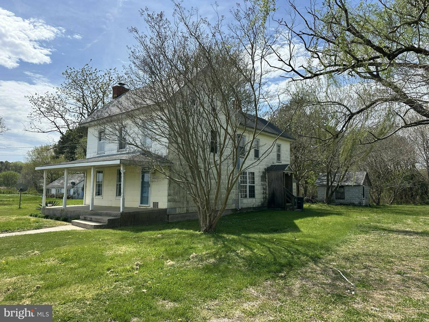 10037 Main St Property Photo 9