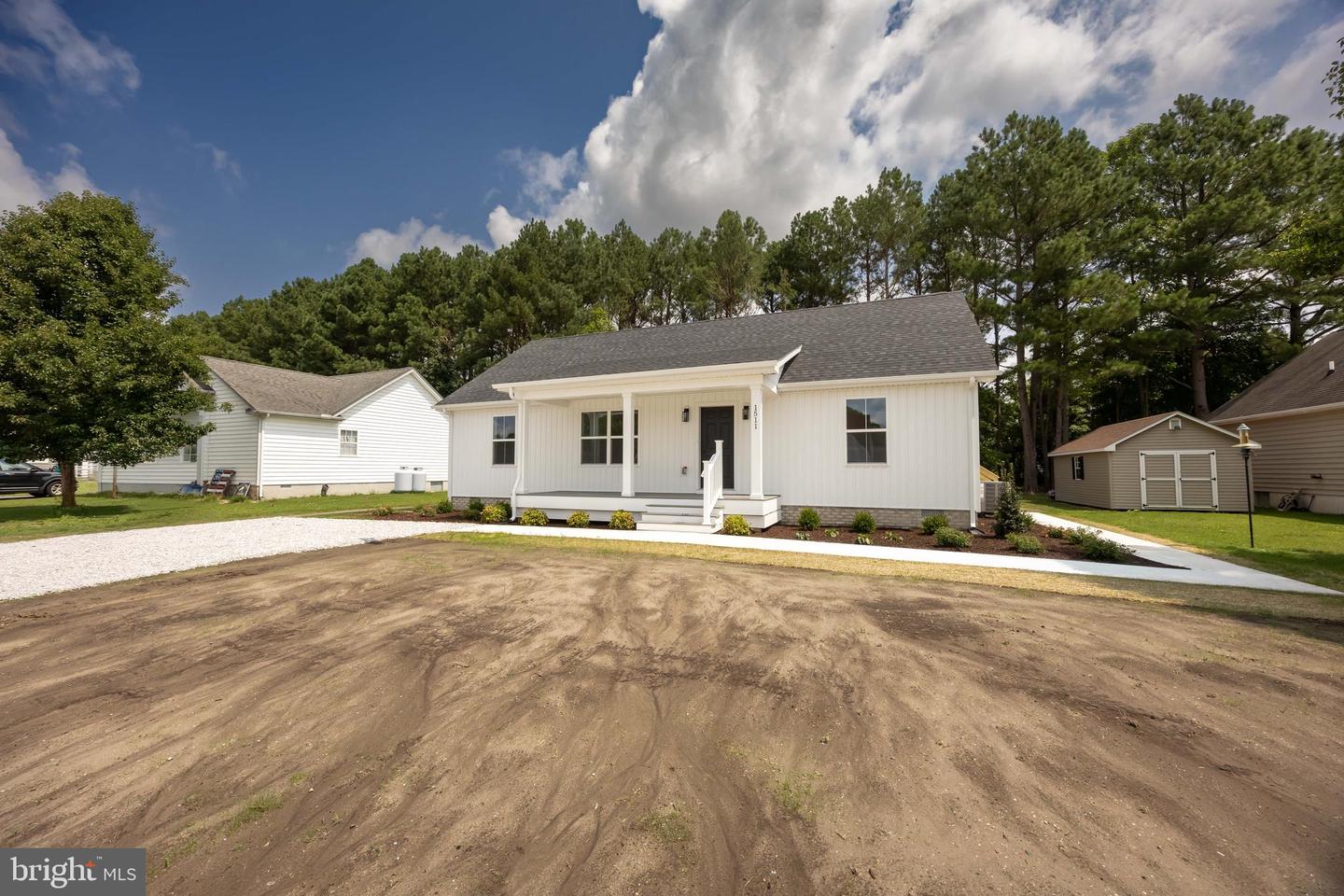 1511 Cedar Run Property Photo 1