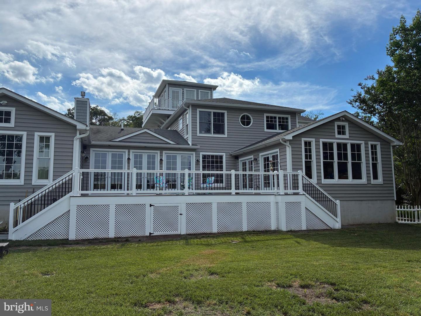 10316 Plantation Ln Property Photo 2