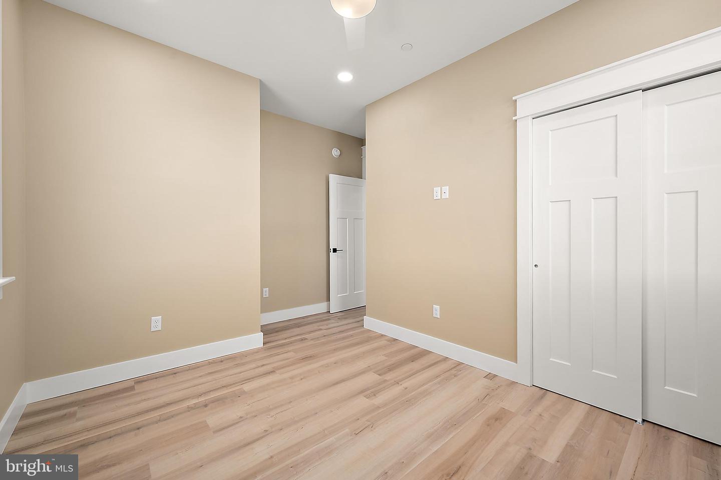 116 78th St Property Photo 31
