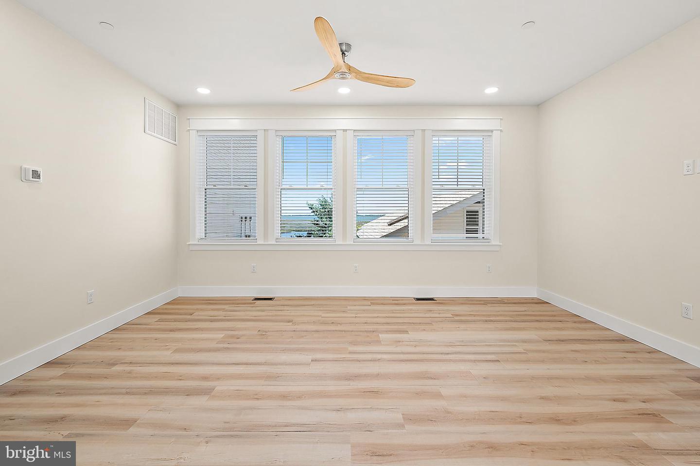 116 78th St Property Photo 54