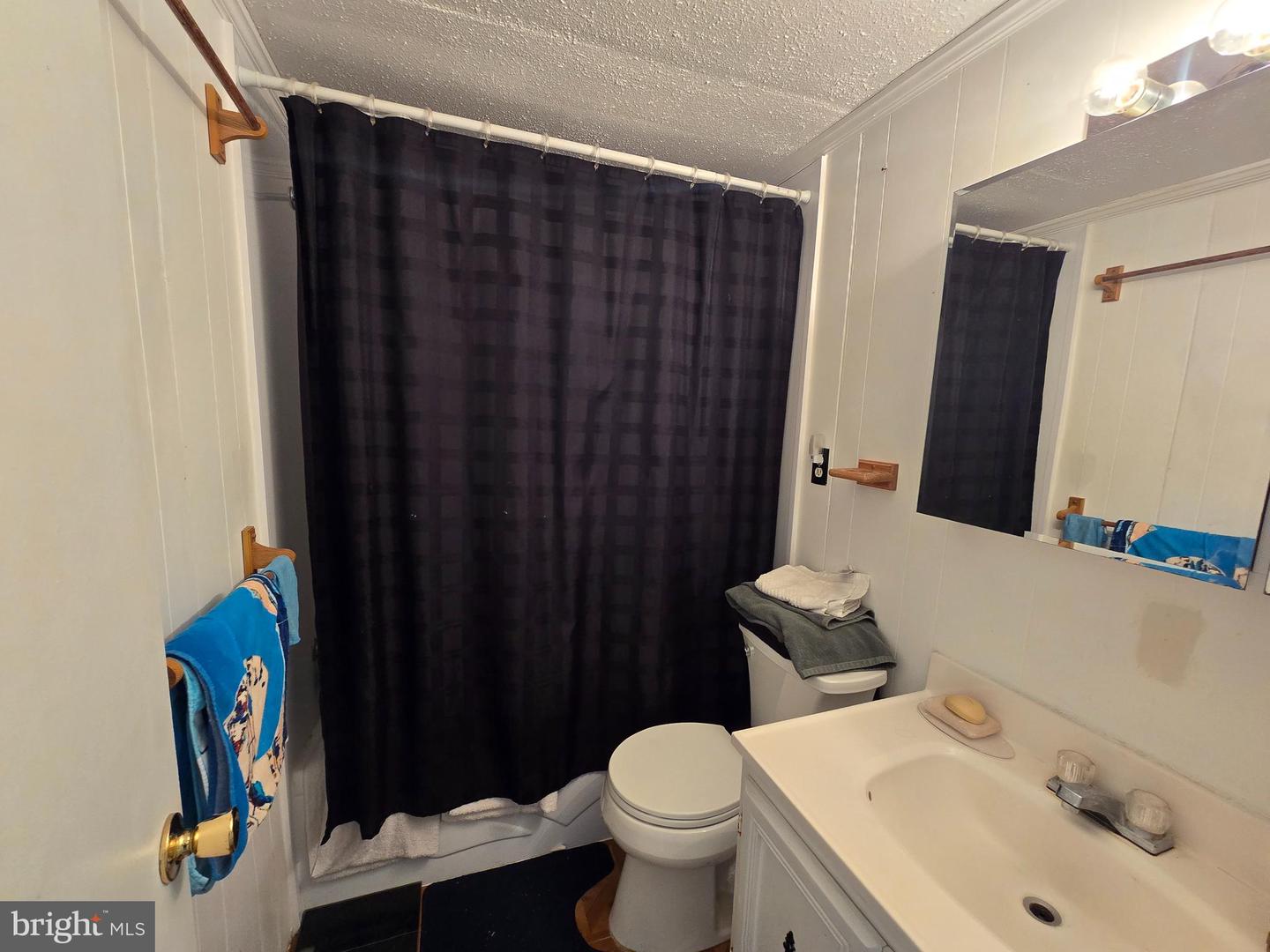 417 Robin Dr #b301 Property Photo 13