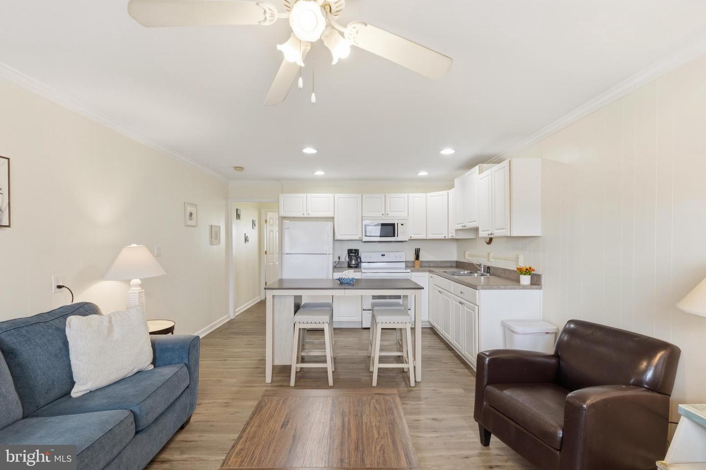 409 Saint Louis Ave #60 Property Photo 3