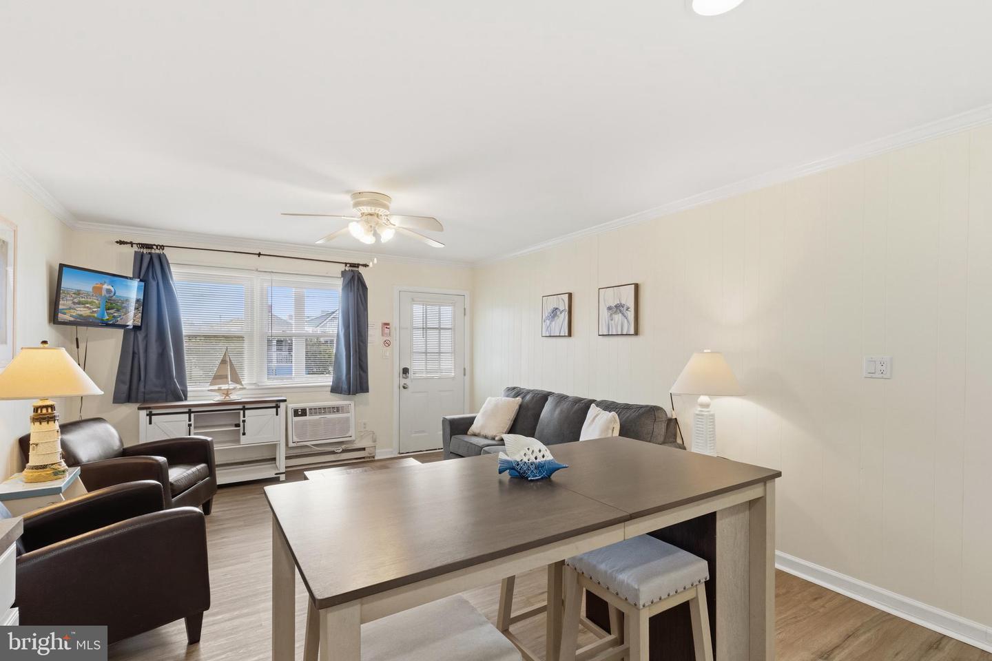 409 Saint Louis Ave #60 Property Photo 5