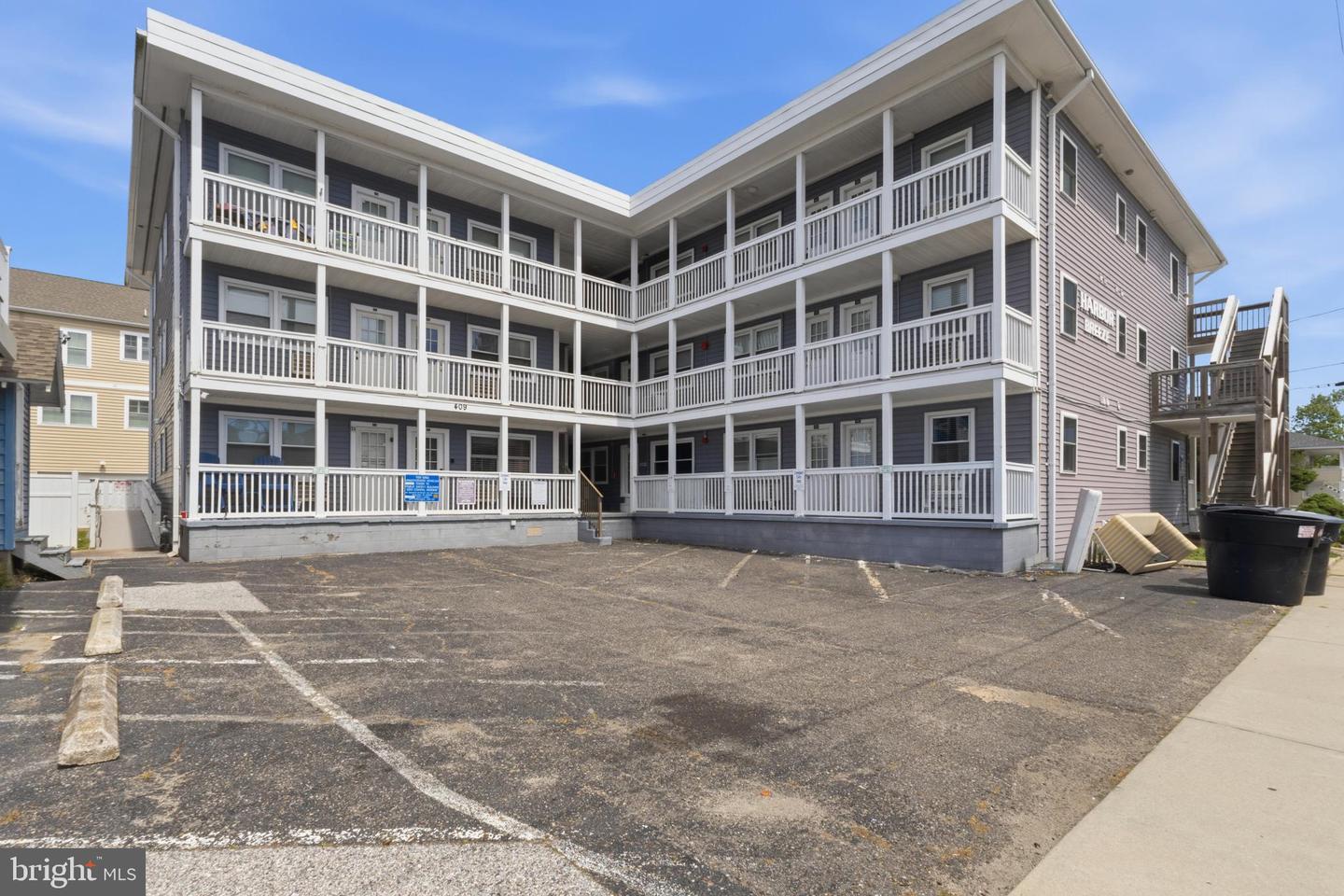 409 Saint Louis Ave #60 Property Photo 12