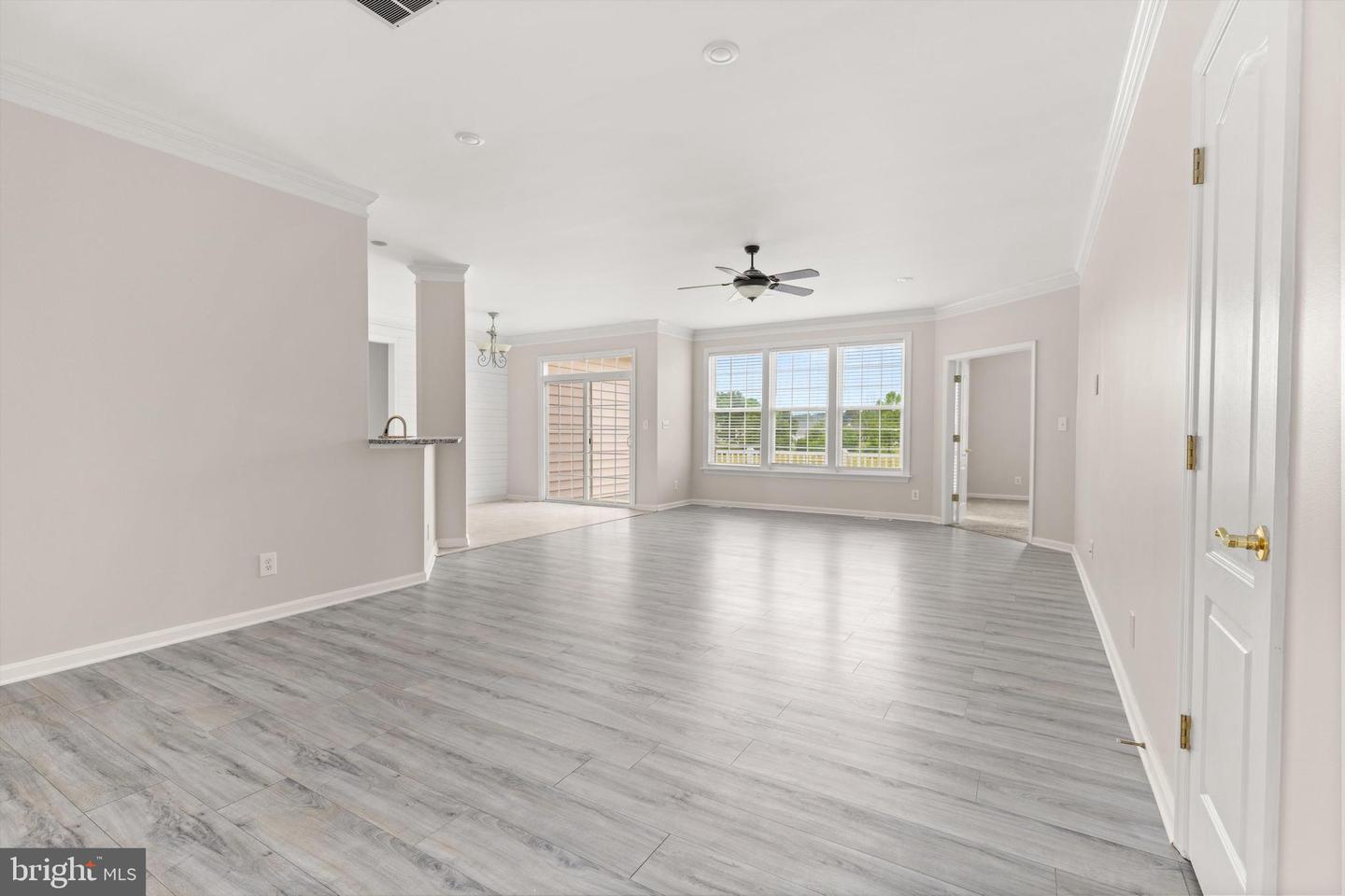 431 Dueling Way Property Photo 10