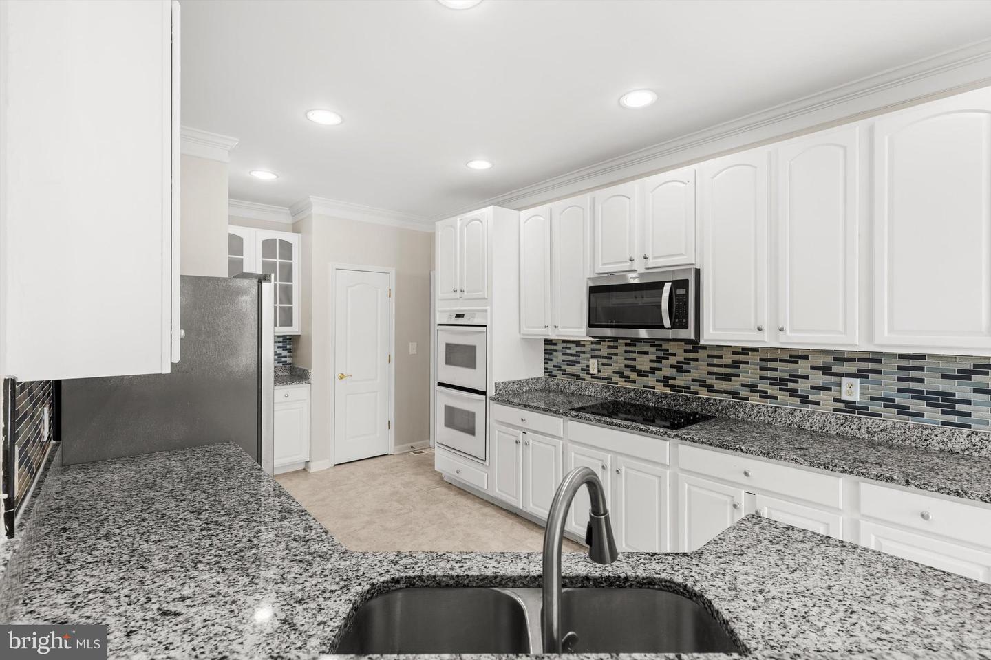 431 Dueling Way Property Photo 18