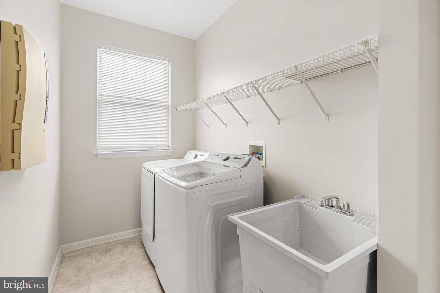 431 Dueling Way Property Photo 23