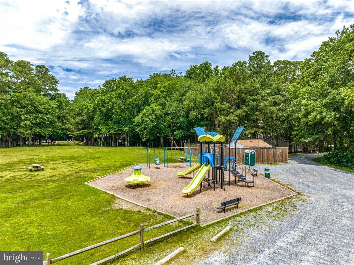 9 Harborview Dr Property Photo 100