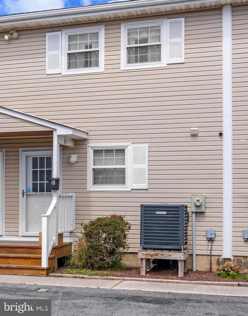 2807-d Plover Dr #4 Property Photo 1