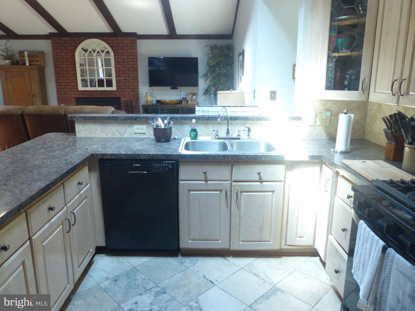 48 Battersea Rd Property Photo 11