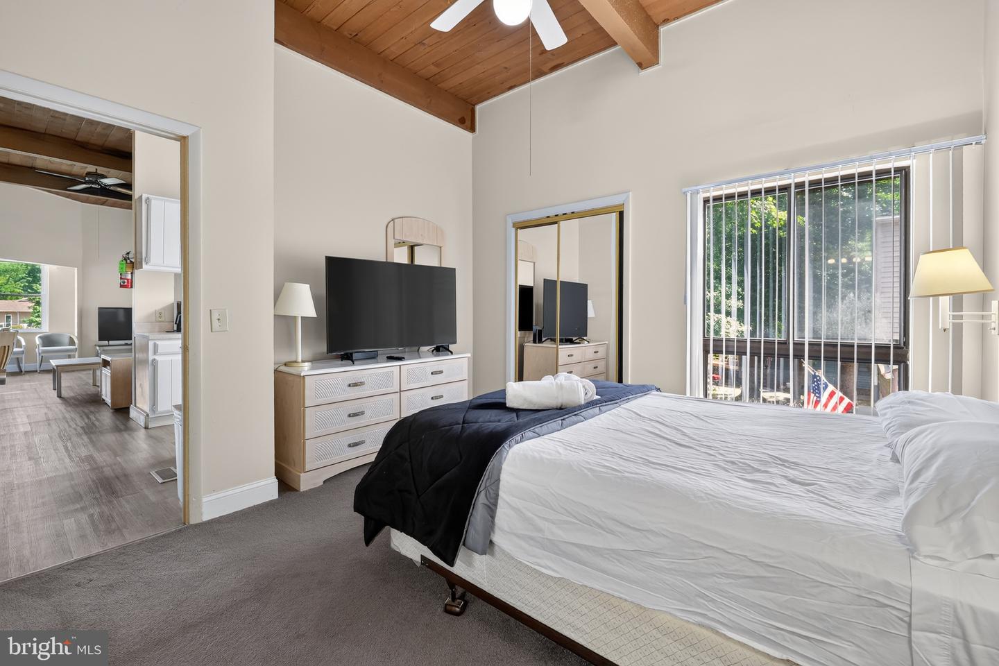 438 Ocean Pkwy #10 Property Photo 11