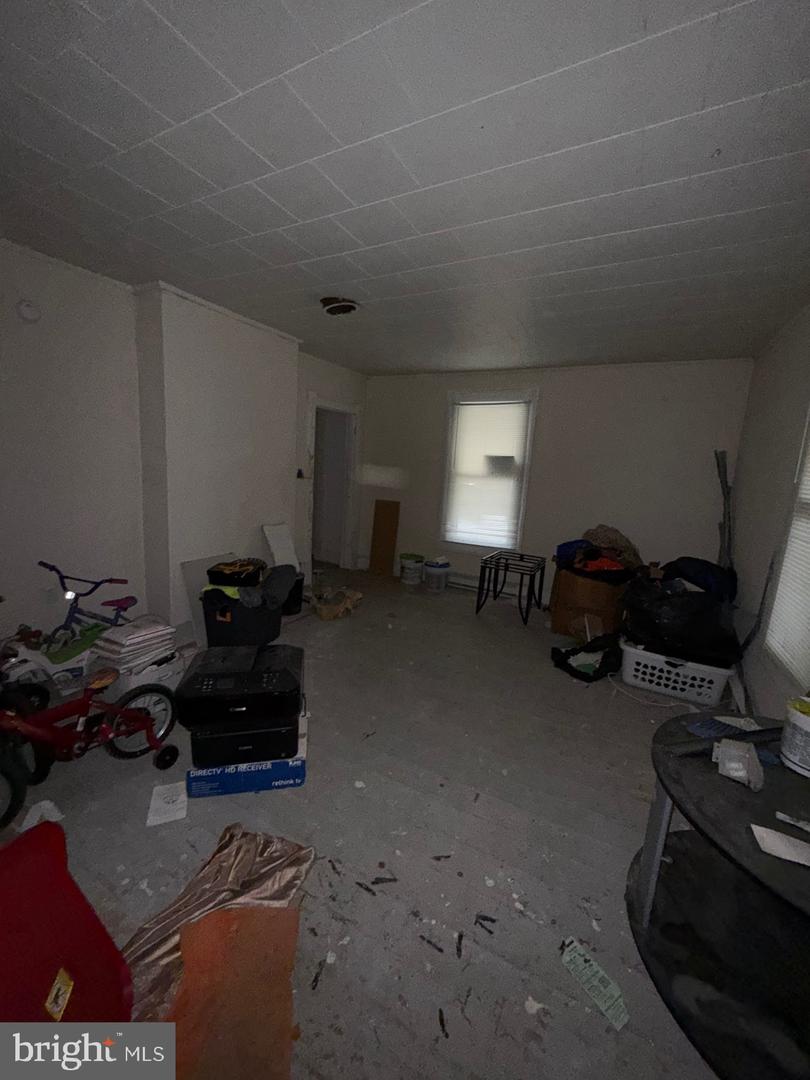 810 2nd St Property Photo 16
