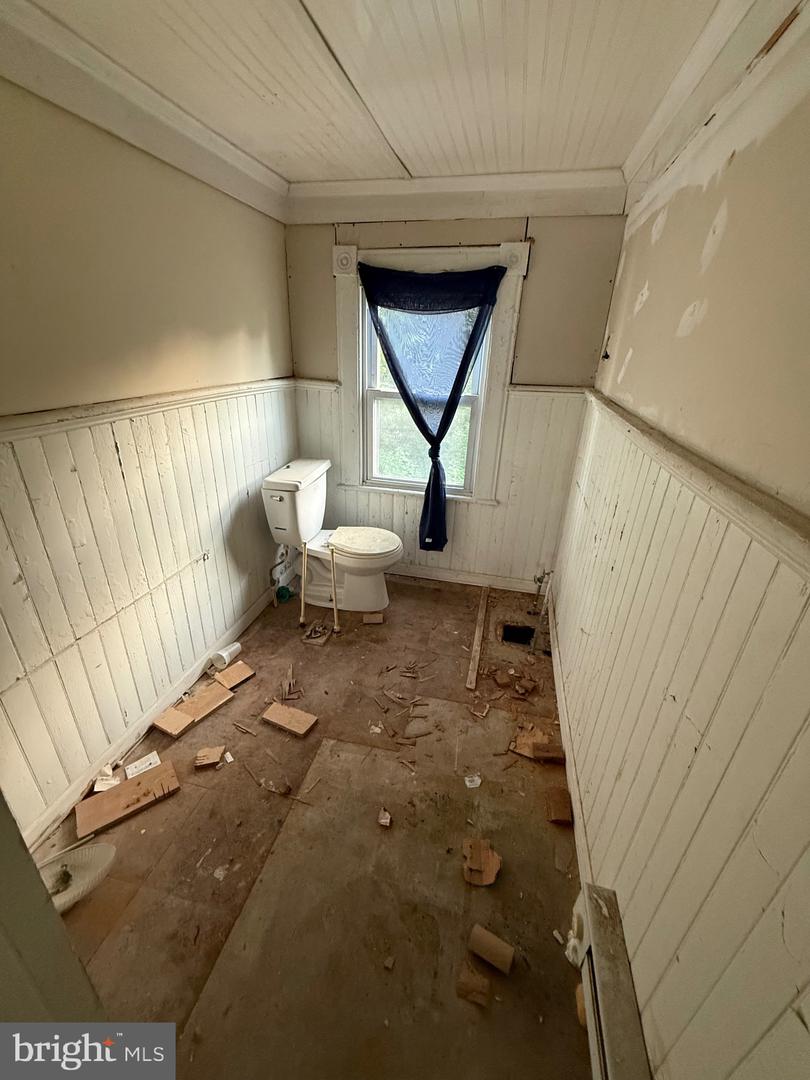 810 2nd St Property Photo 35