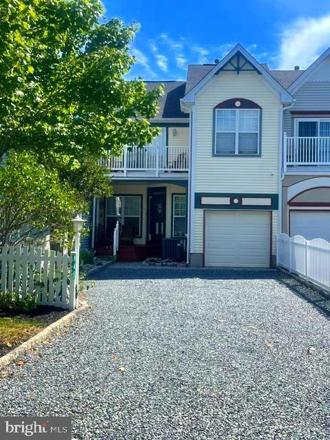 945 Yacht Club Dr Property Photo 1