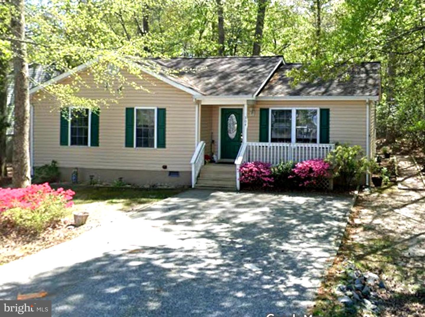 304 OCEAN PARKWAY Property Photo 1