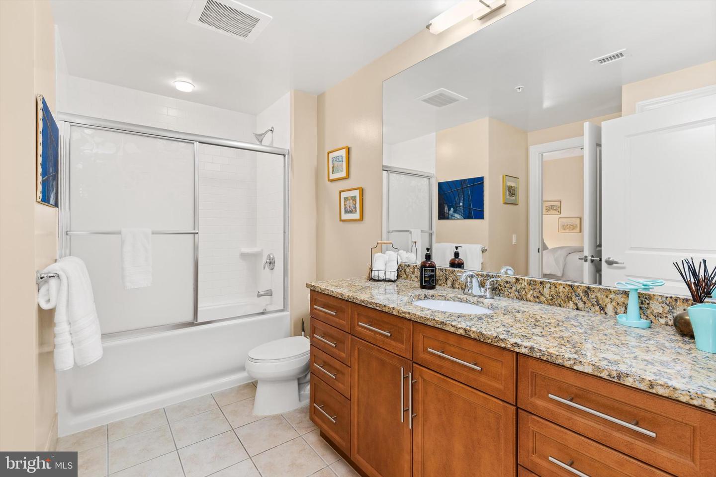 2 48th St #1405 Gateway Grand Property Photo 33