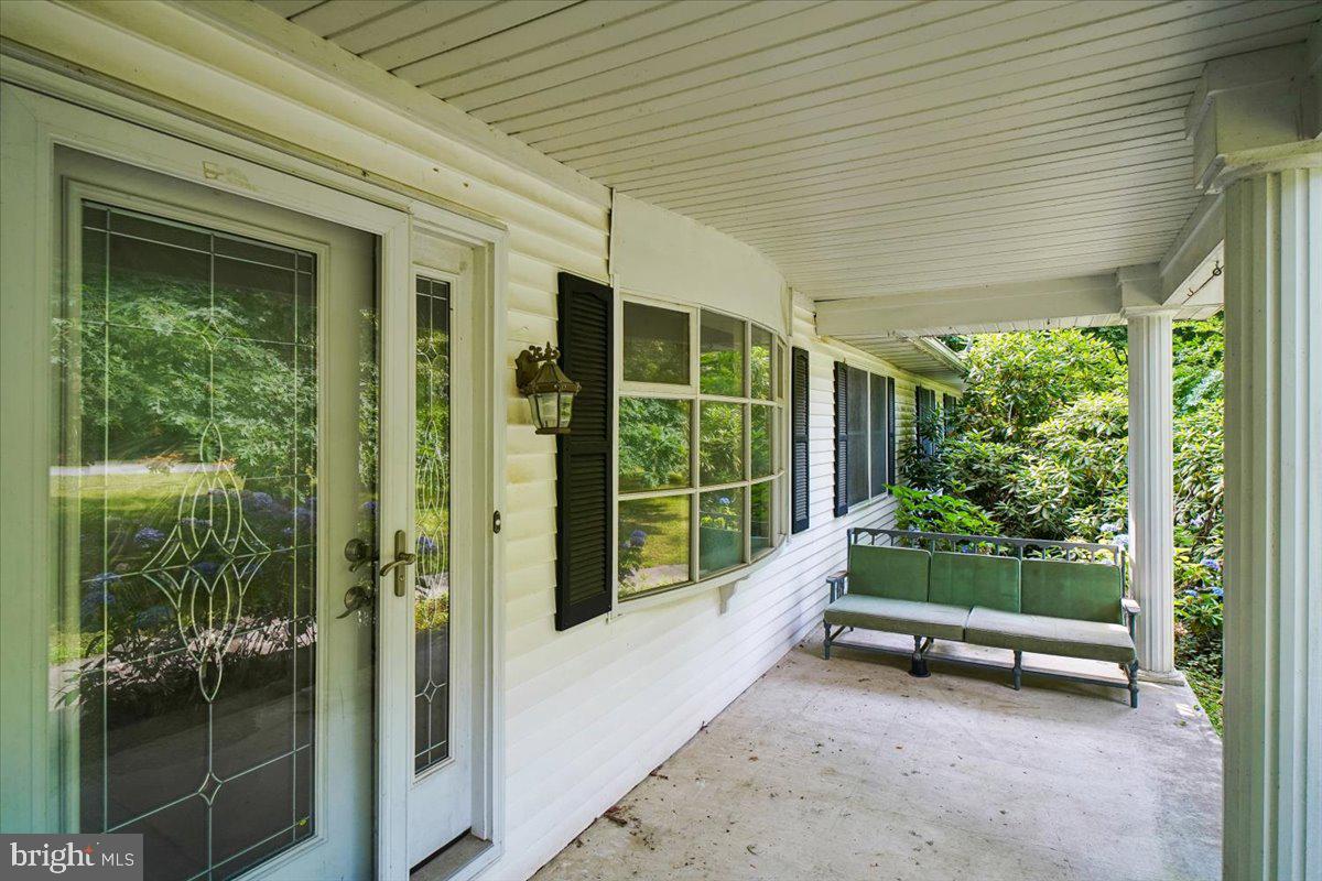 10541 Shady Dr Property Photo 3