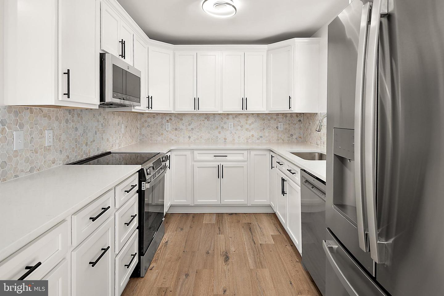 302 Franklin Ave Property Photo 1