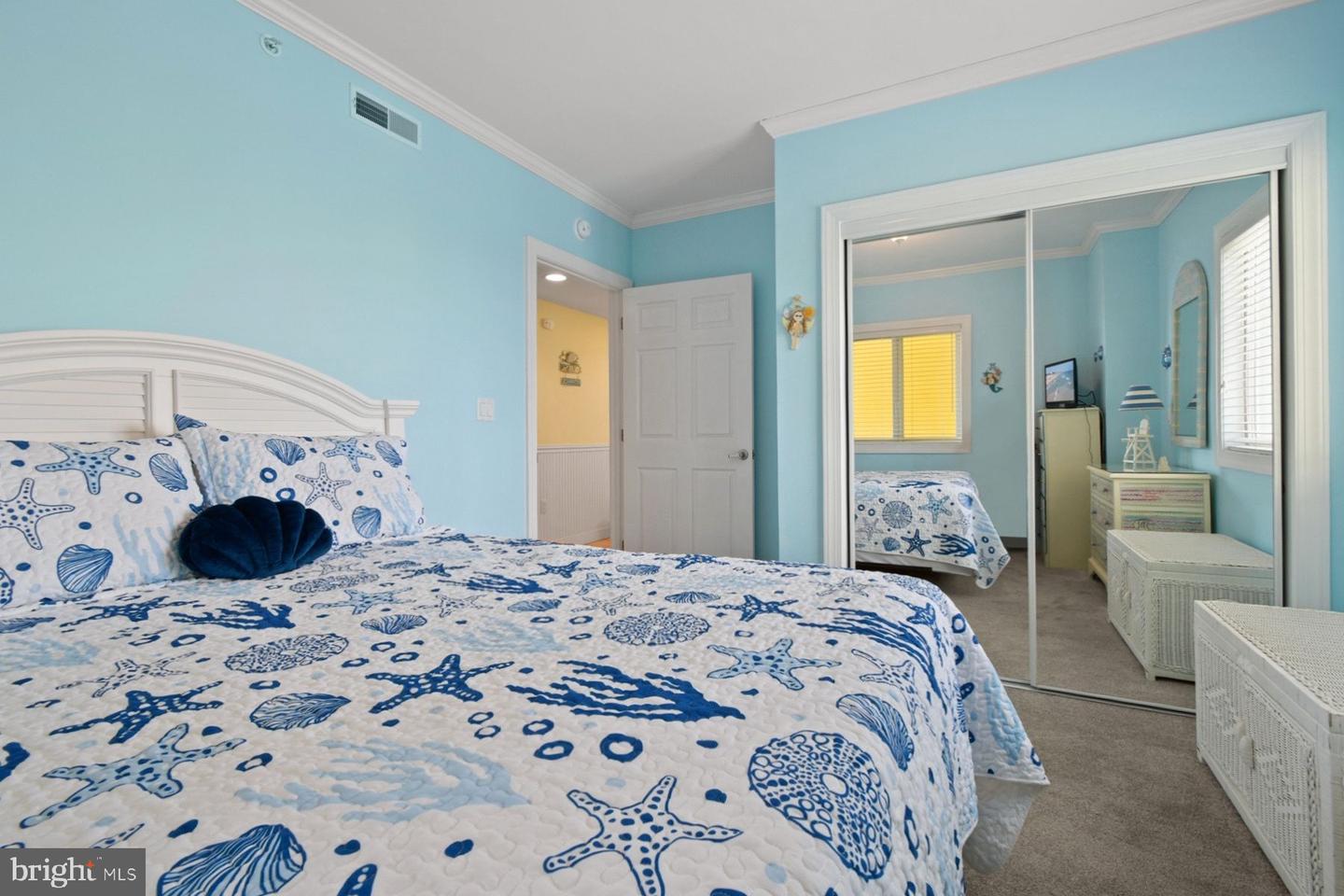 5901 Atlantic Ave #414 Property Photo 14