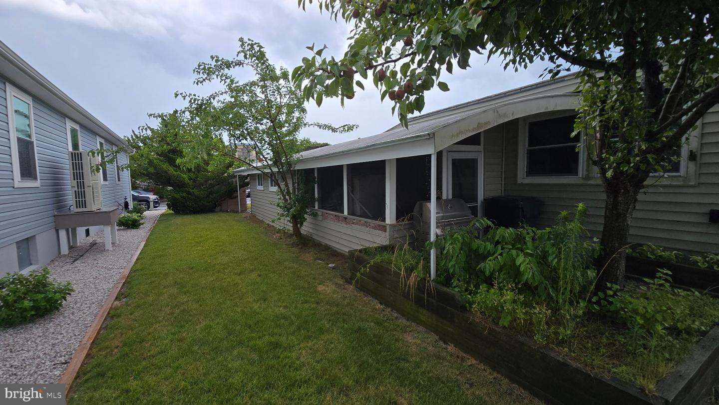 13110 Atlantic Blvd Property Photo 2