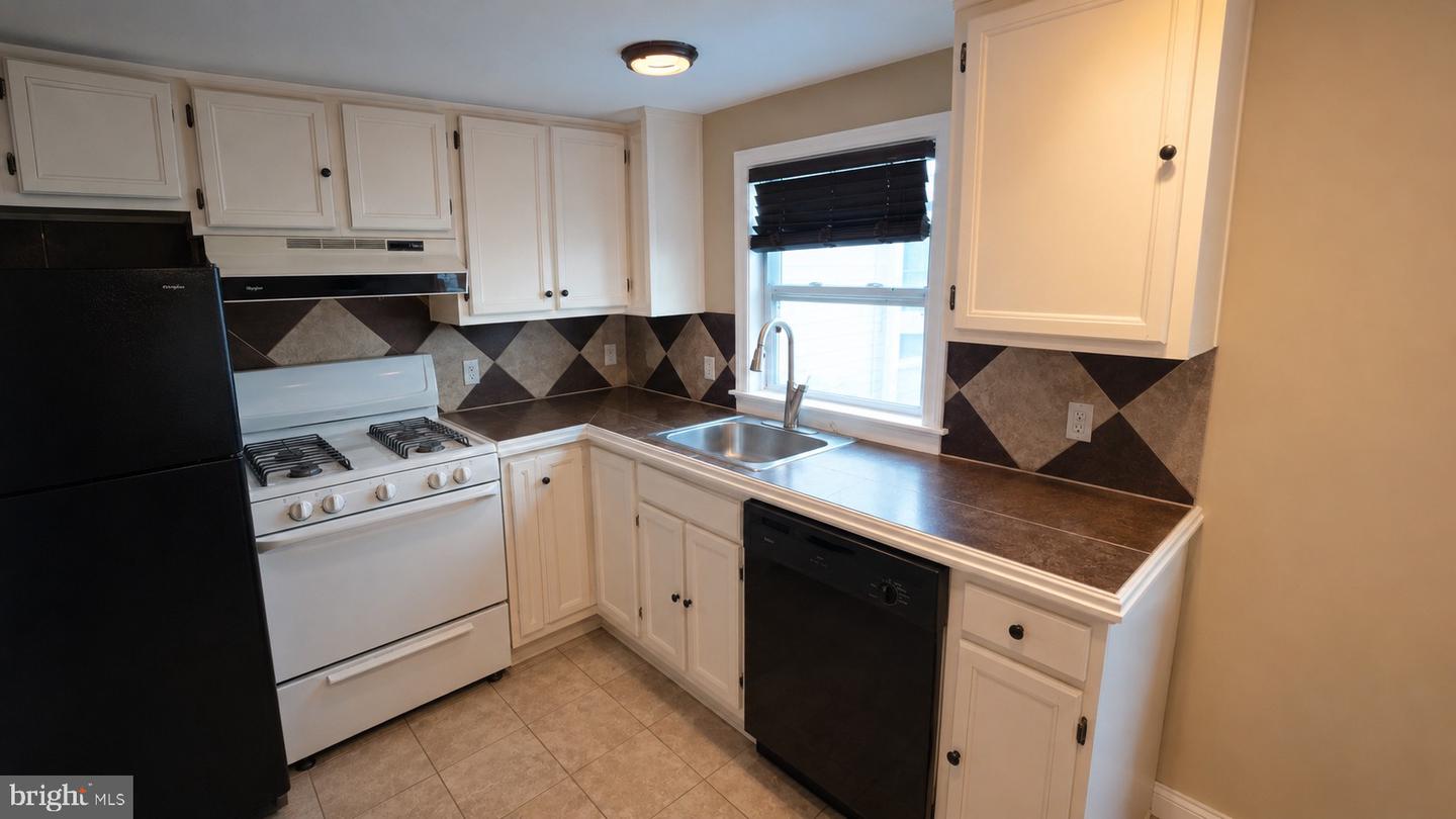 13110 Atlantic Blvd Property Photo 7