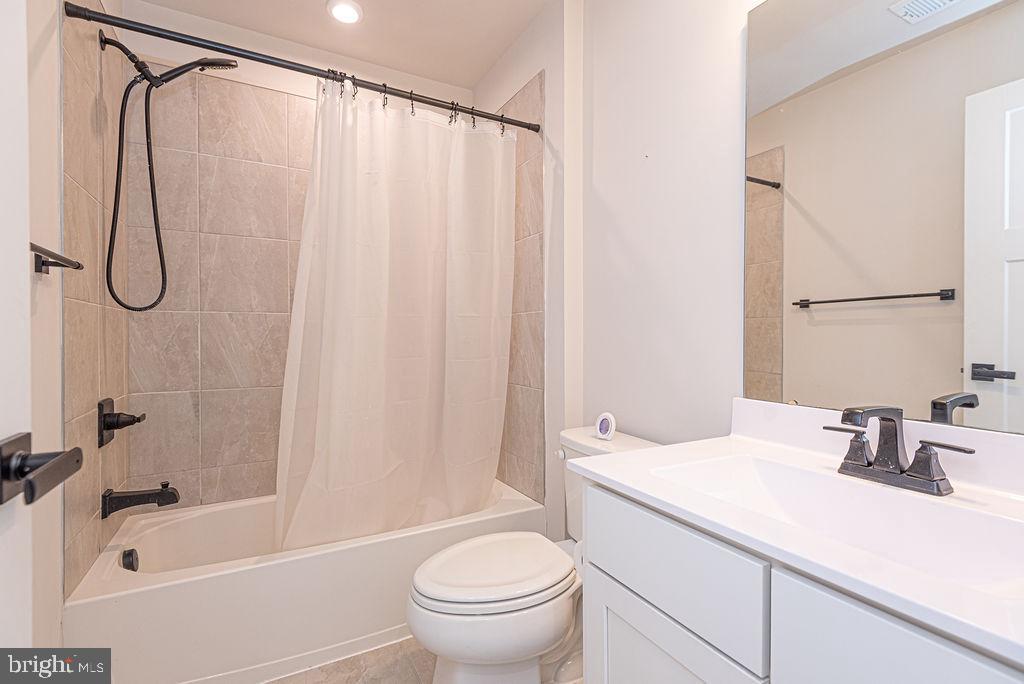 11029 Augusta Ln #4 Property Photo 60