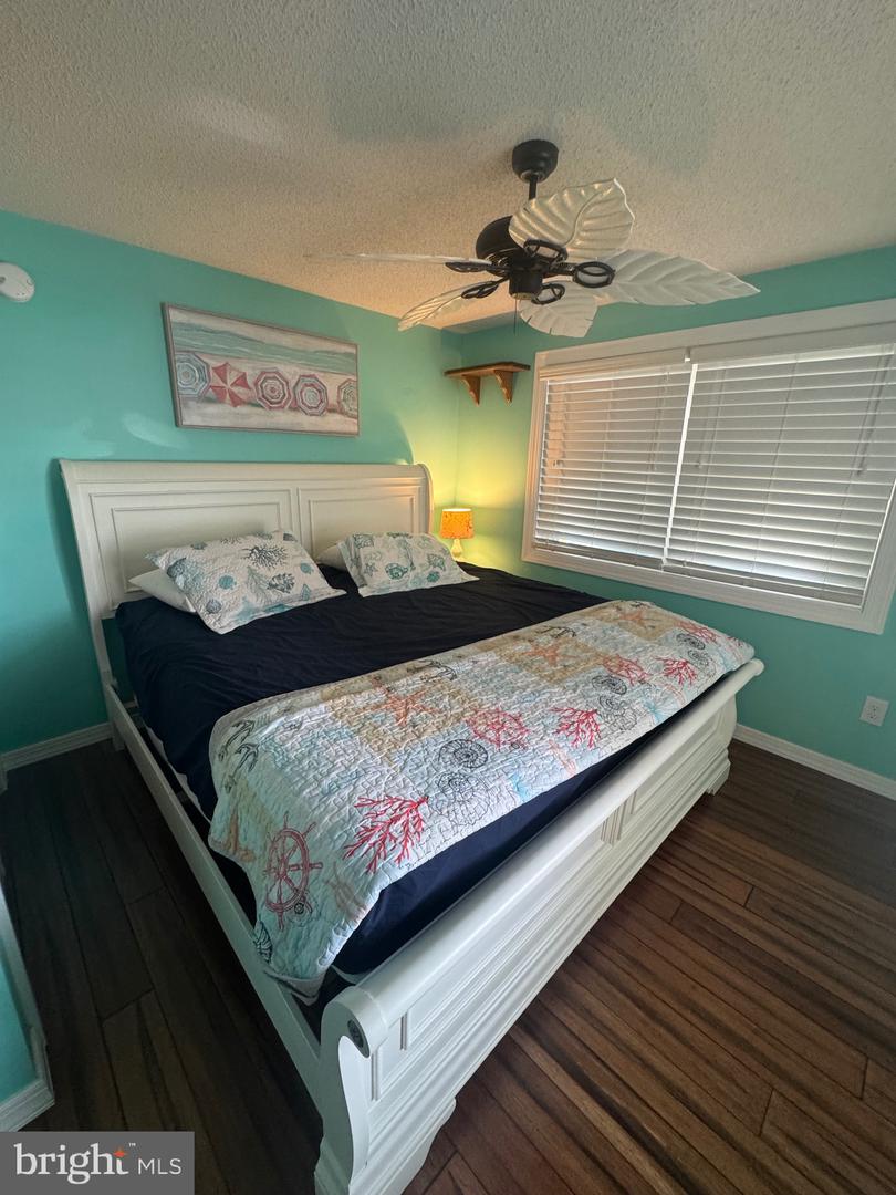 10613 Shifting Sands Dr Property Photo 32