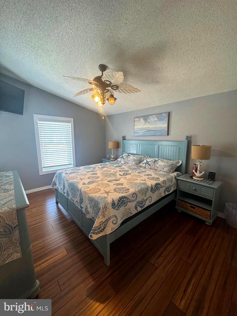 10613 Shifting Sands Dr Property Photo 37