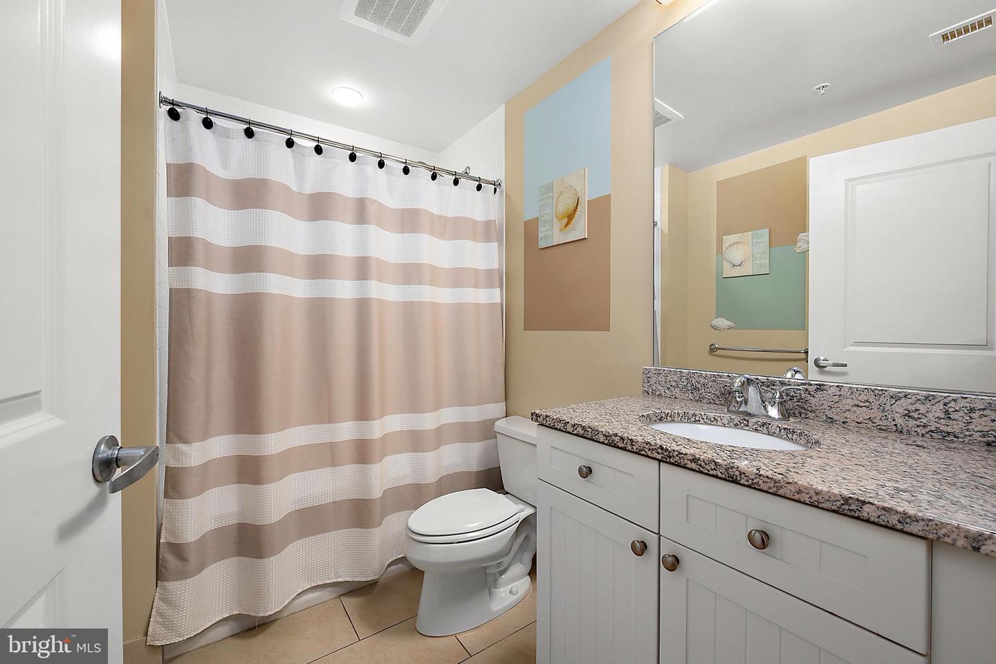 2 48th St #1402 Property Photo 45