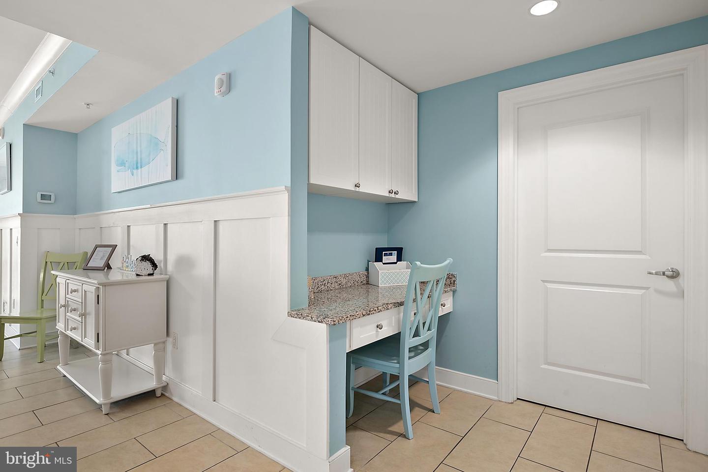 2 48th St #1402 Property Photo 51