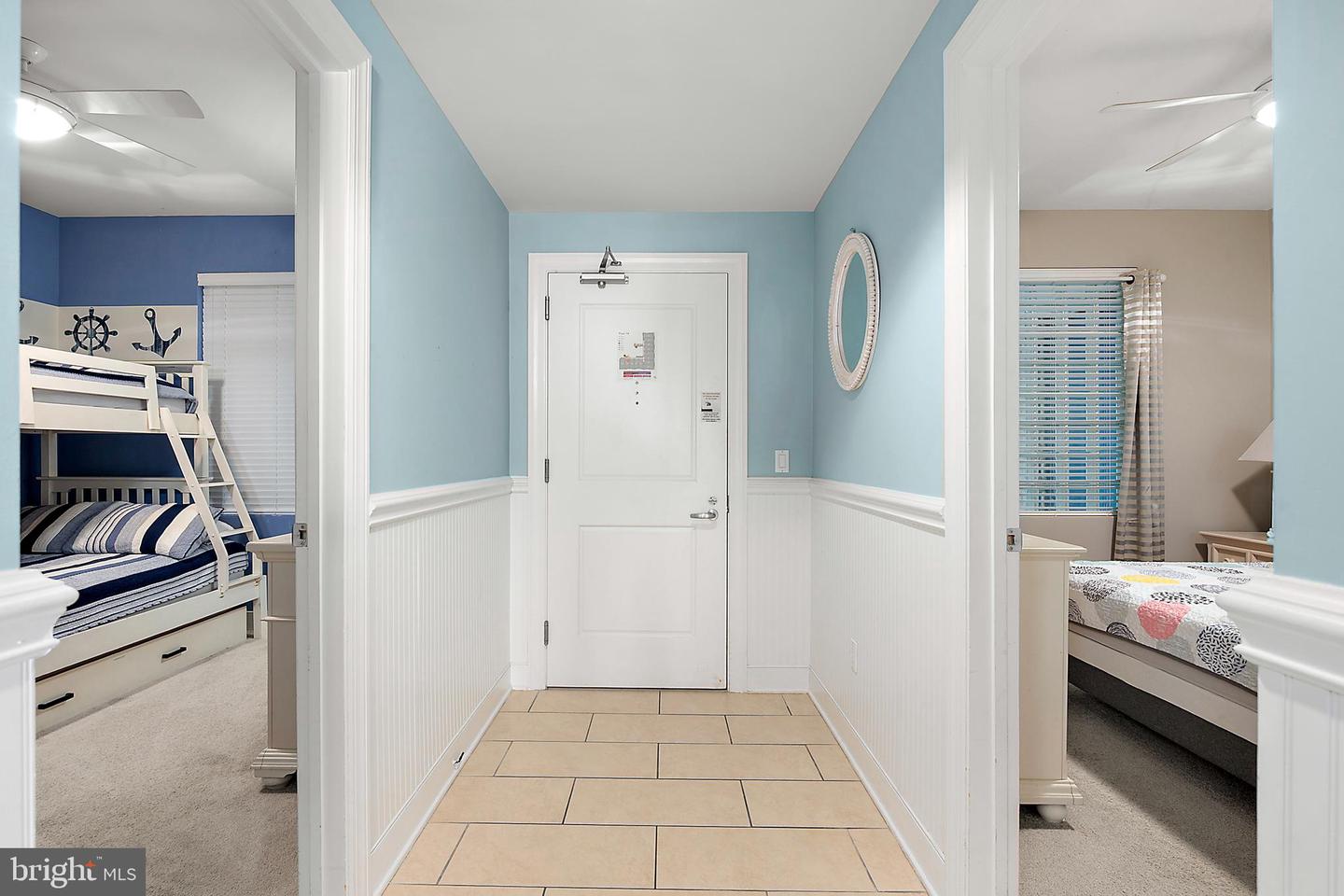 2 48th St #1402 Property Photo 53