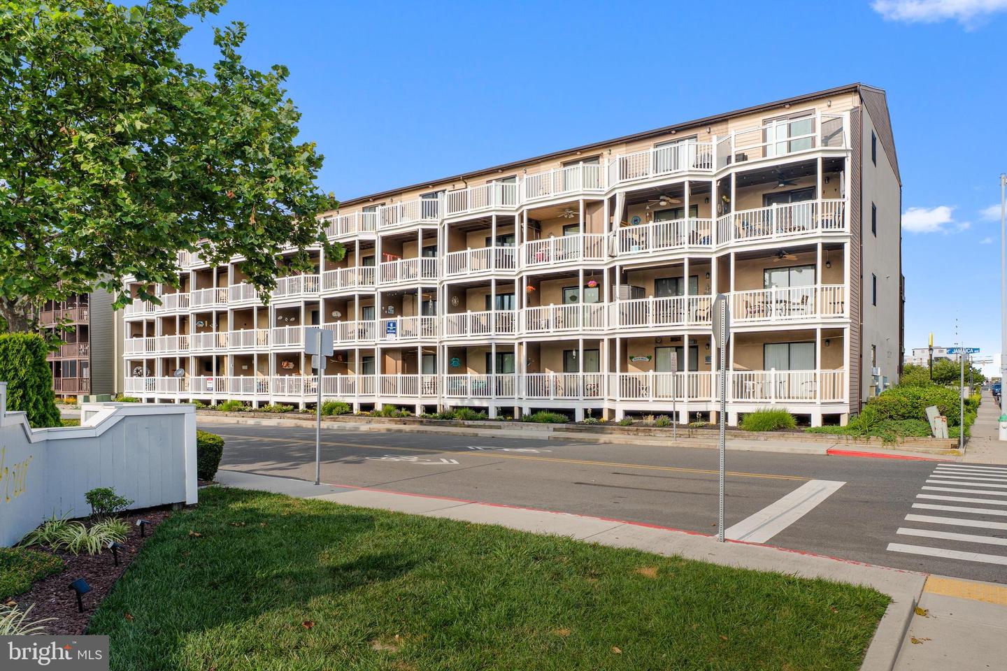 12300 Jamaica Ave #0209 Property Photo 53