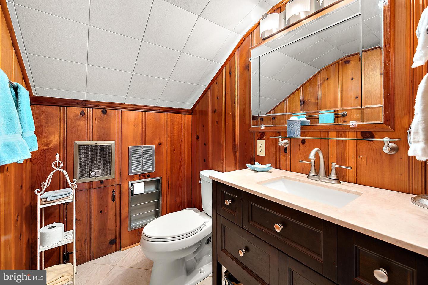 104 Bering Rd Property Photo 29