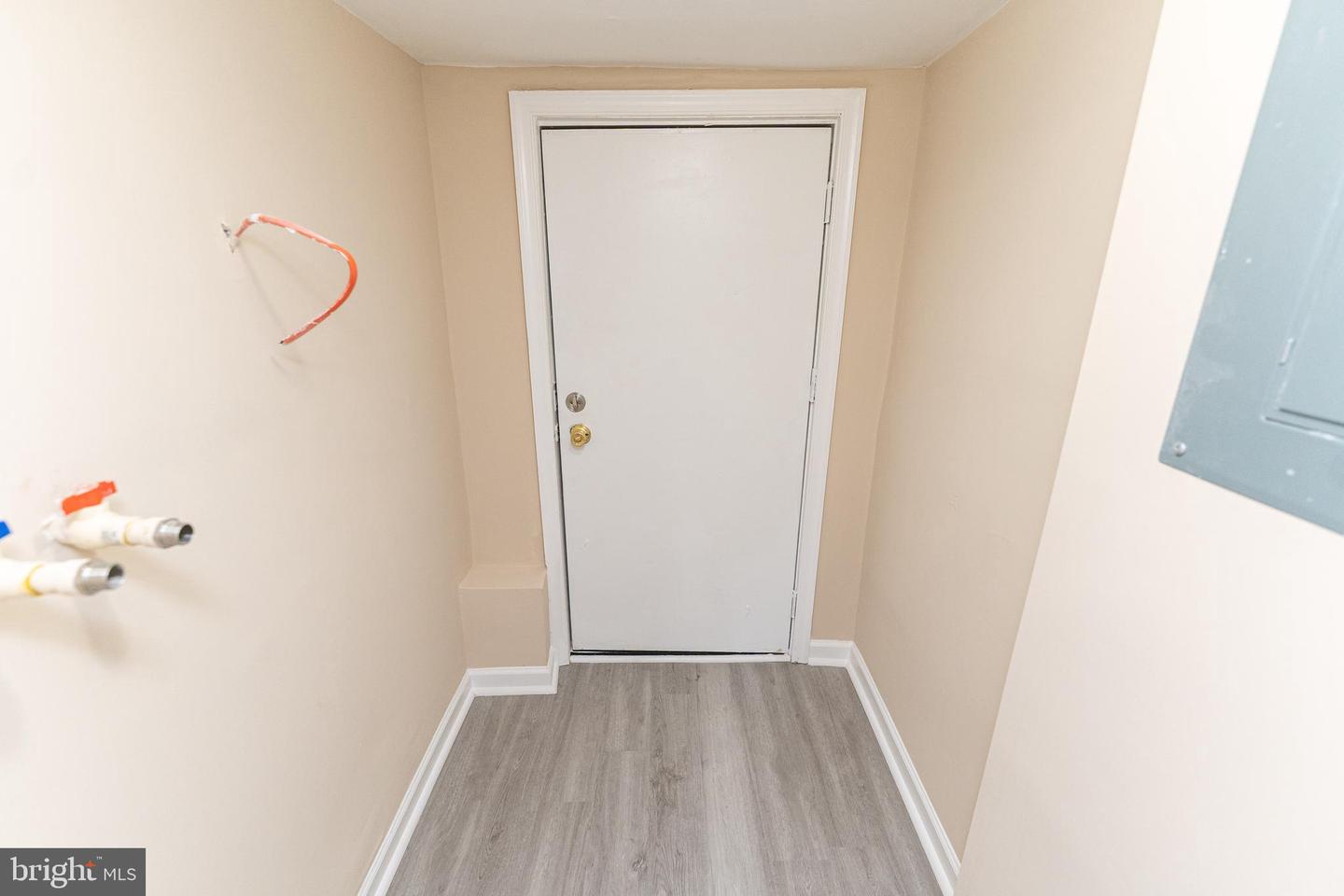706 5th St Property Photo 12