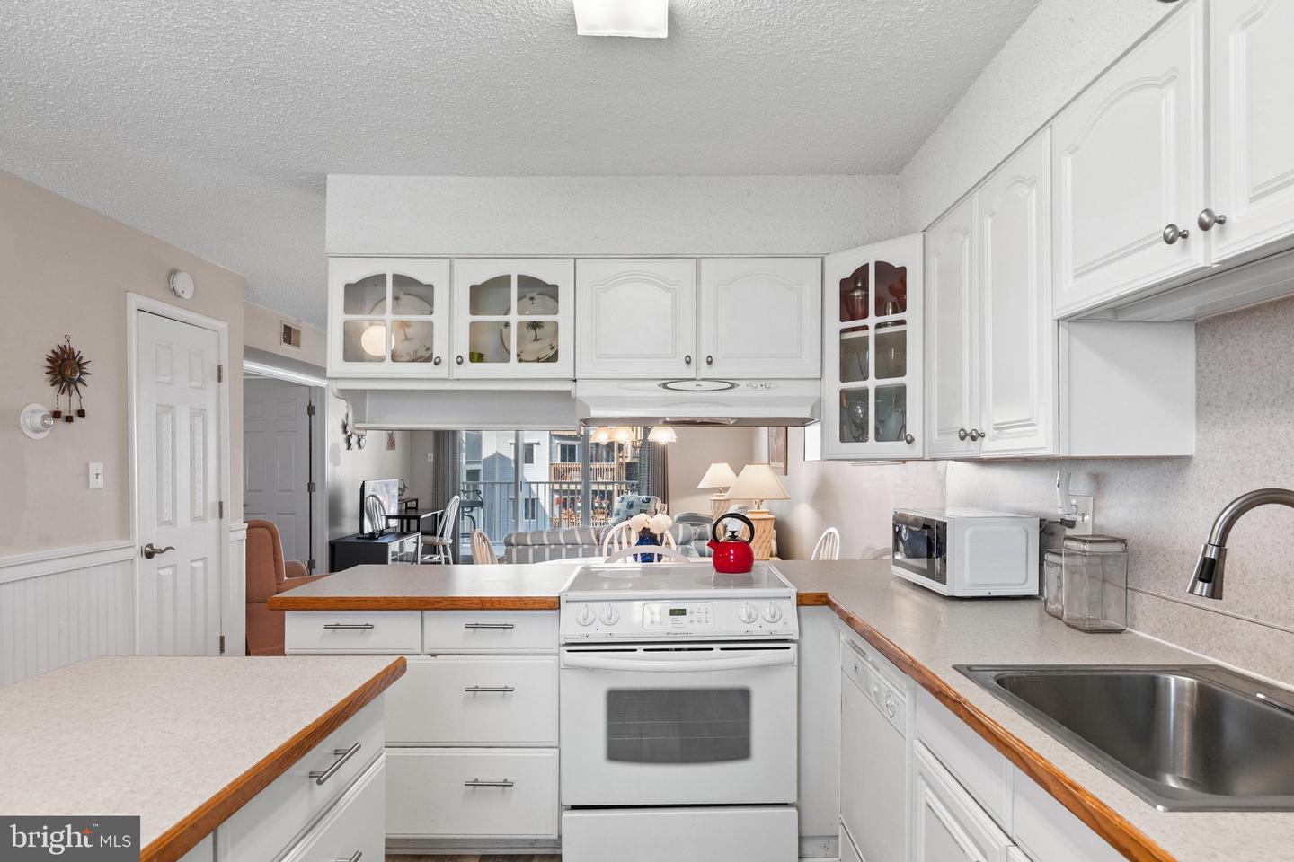 9203 Rusty Anchor Rd #a3 Property Photo 15