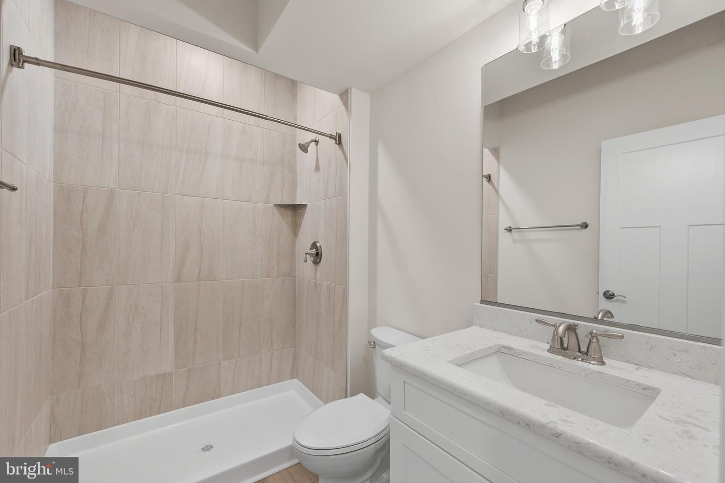 106 75th St #3 Property Photo 24
