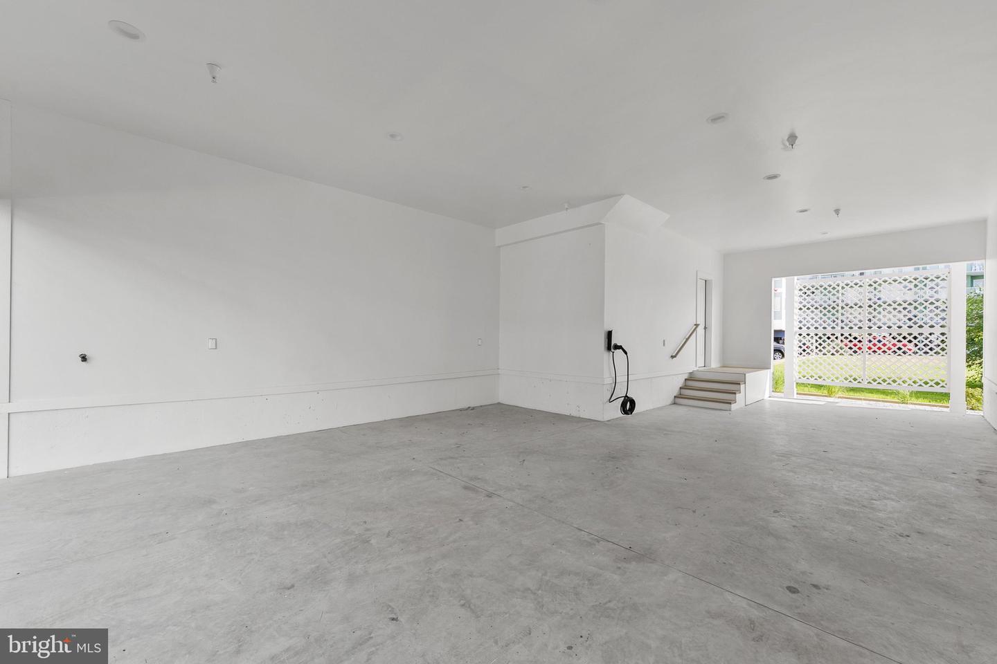 106 75th St #3 Property Photo 50