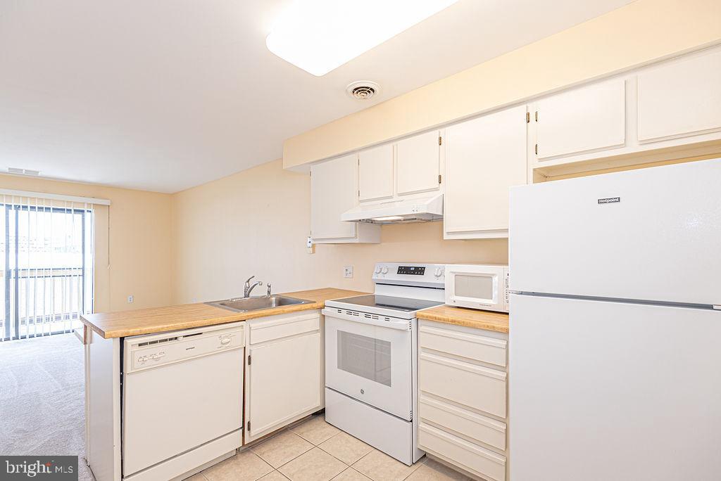 101 123rd St #384c Property Photo 15