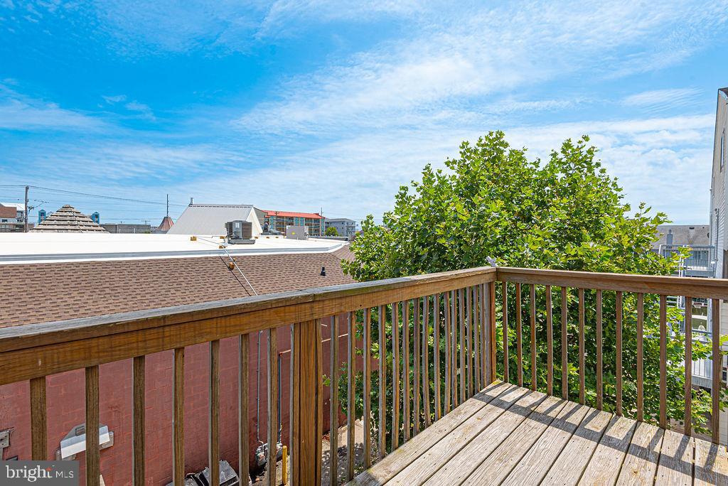 101 123rd St #384c Property Photo 16