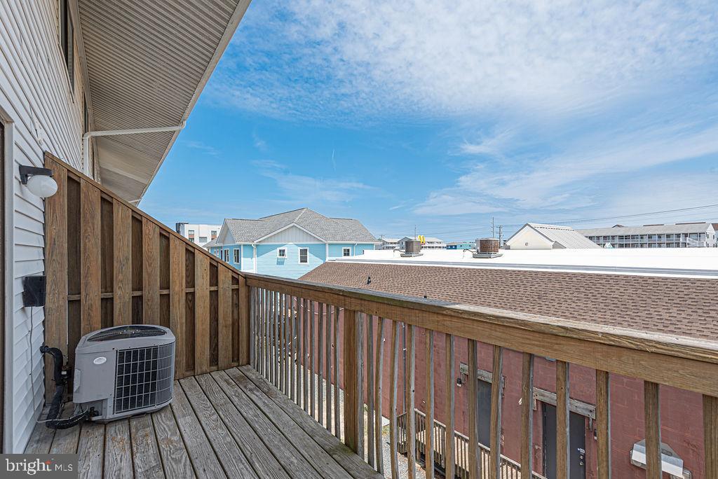 101 123rd St #384c Property Photo 17