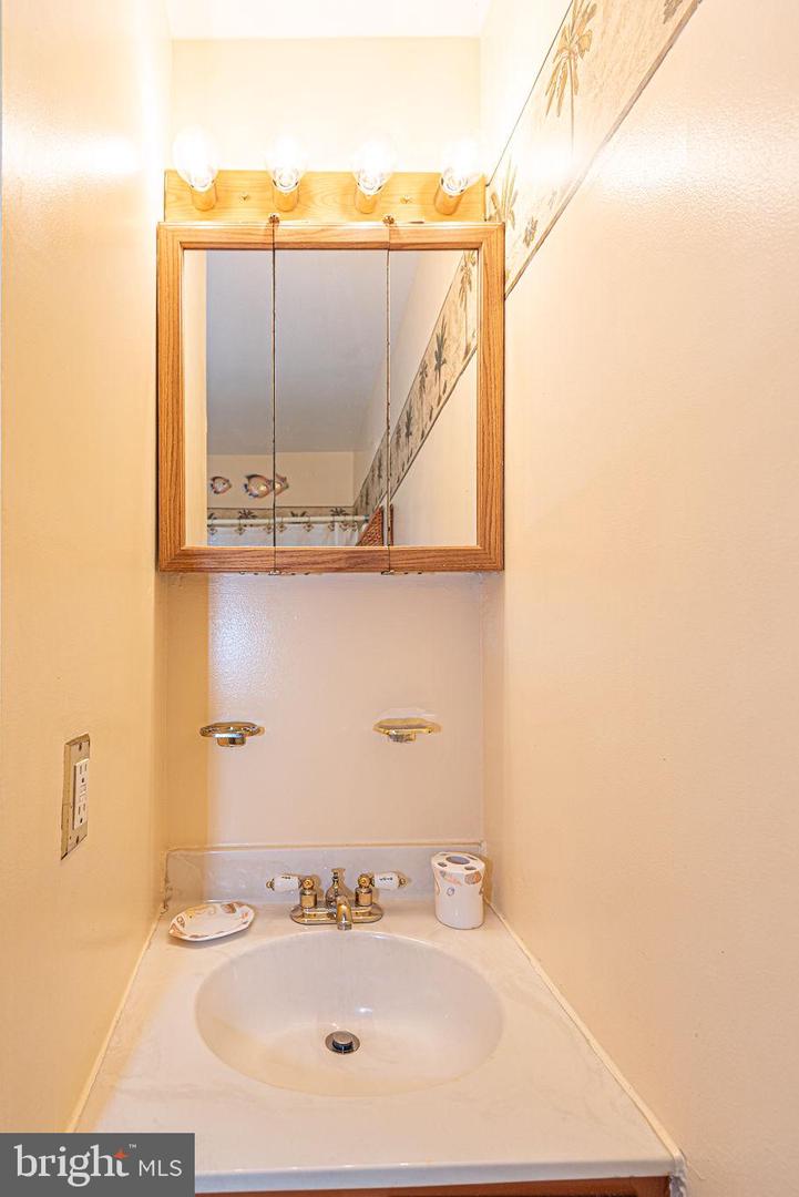 101 123rd St #384c Property Photo 26