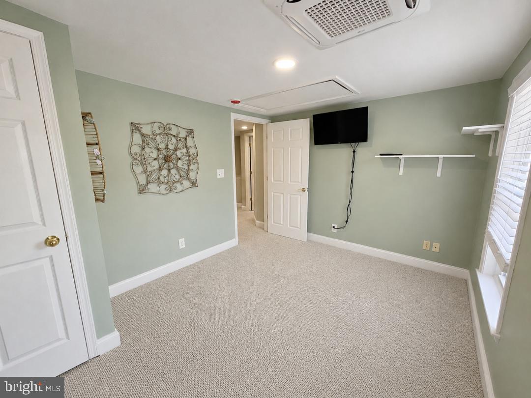 4 West St Property Photo 18