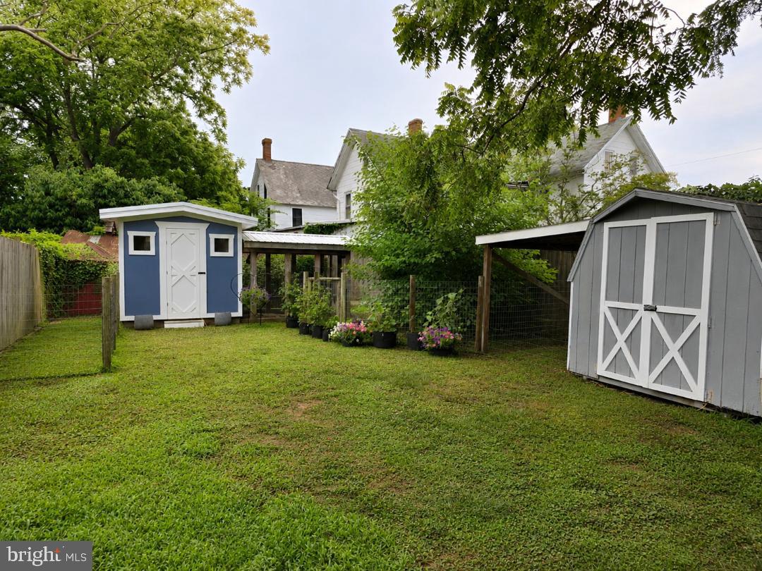 4 West St Property Photo 24
