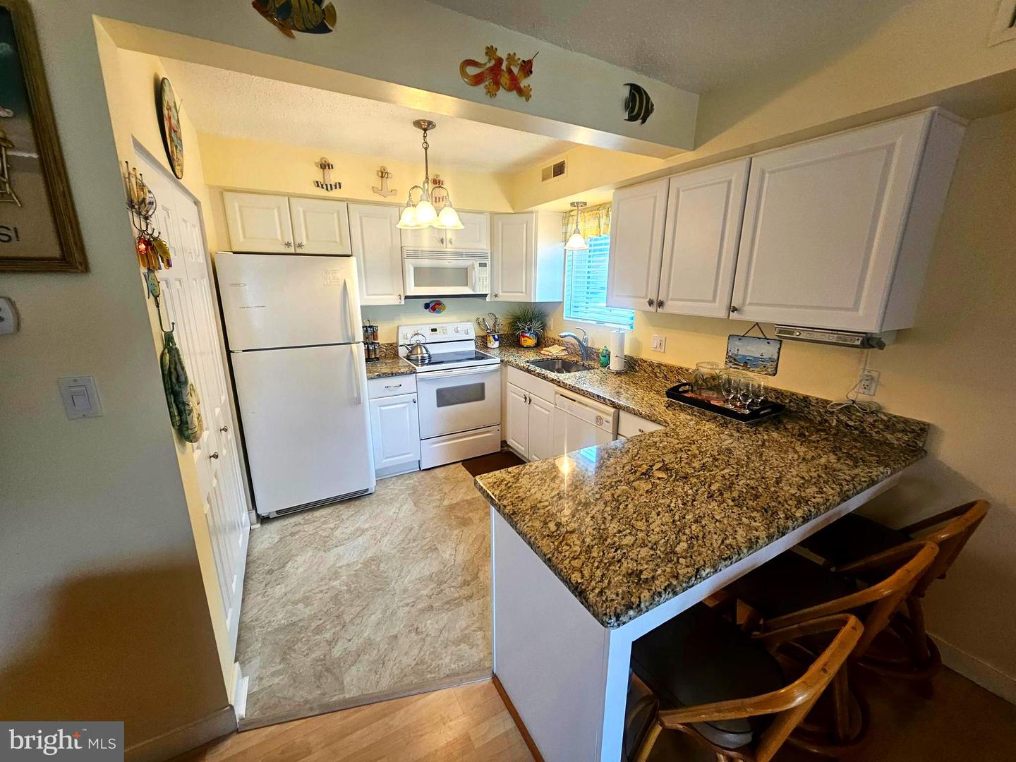 14402 Jarvis Ave #2a Property Photo 8