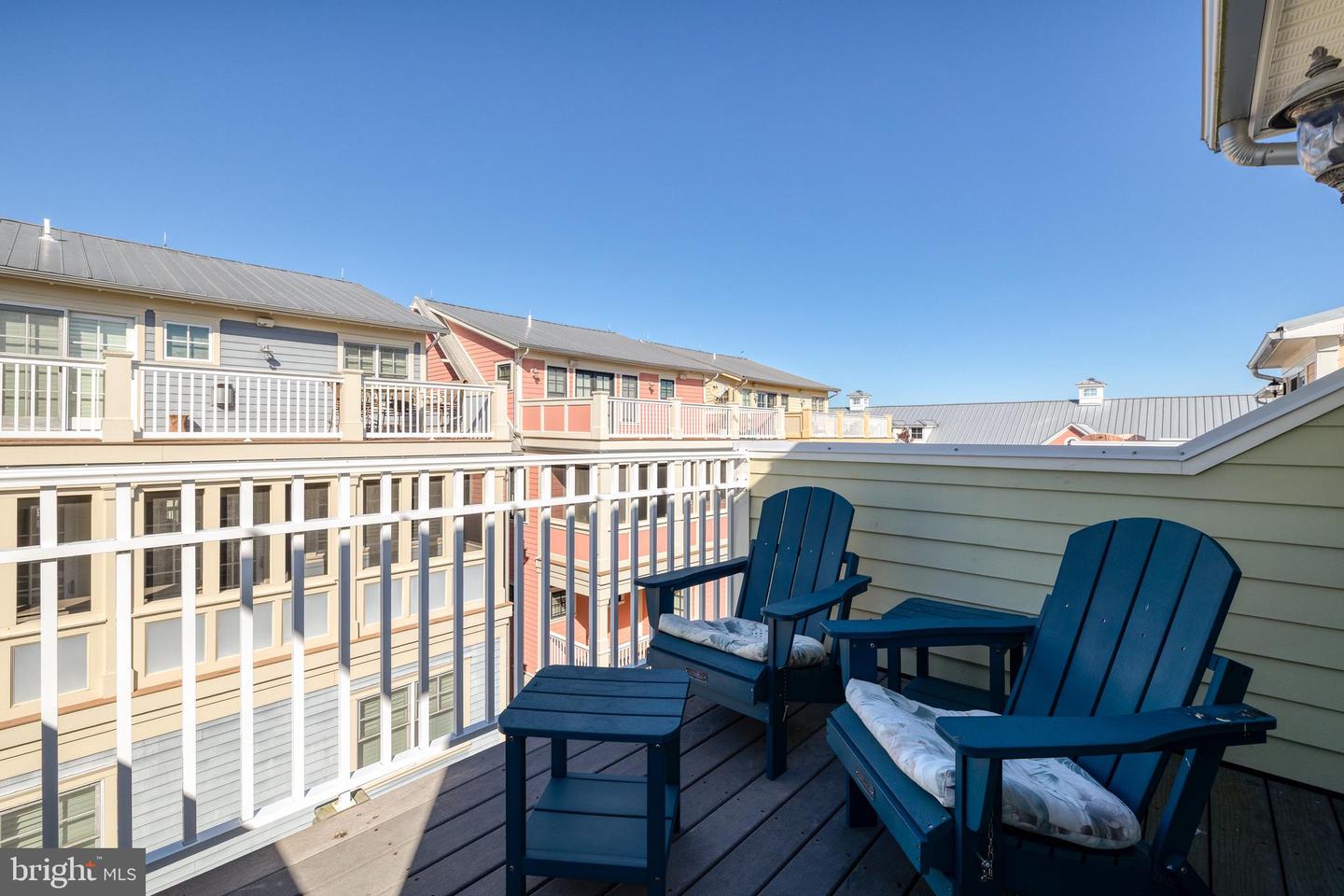5 Beach Side Mews Property Photo 58