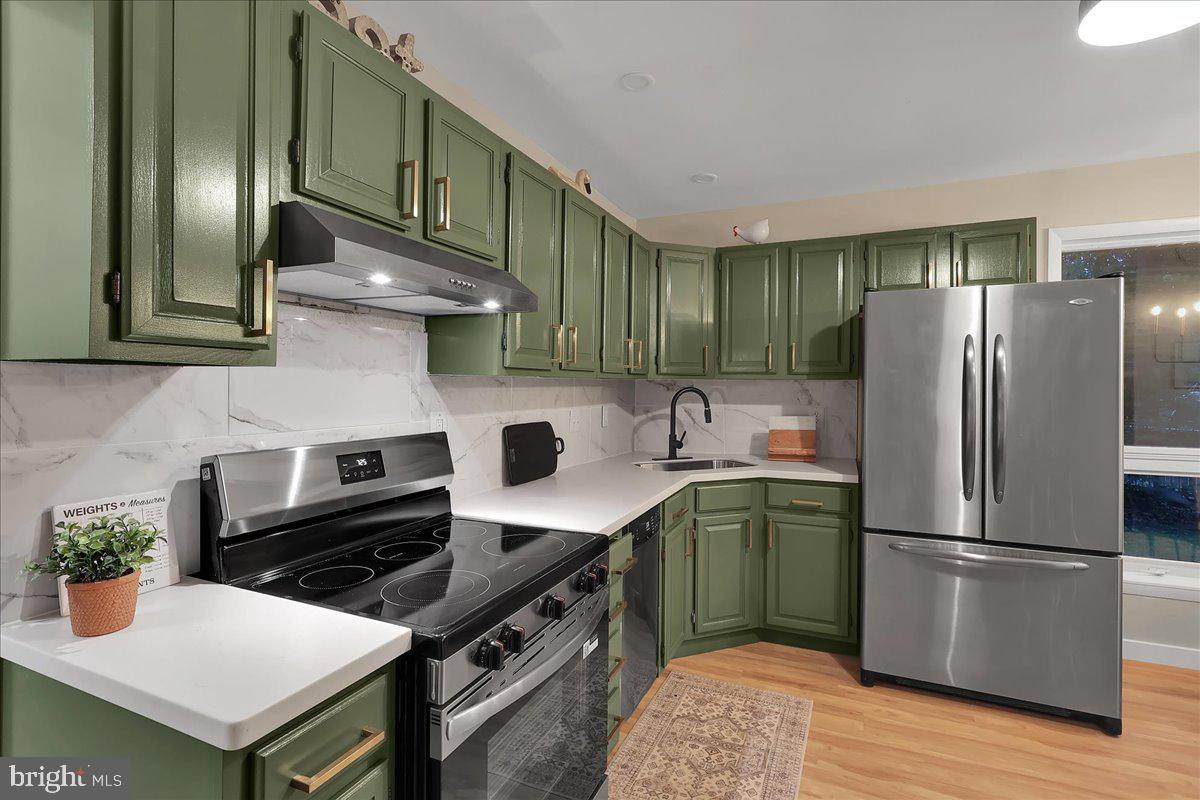 10 Stonemeadow Ct Property Photo 14