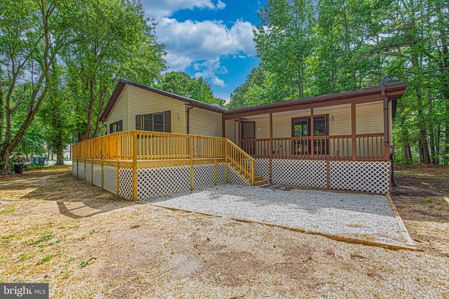 6 Weeping Willow Ct Property Photo 1
