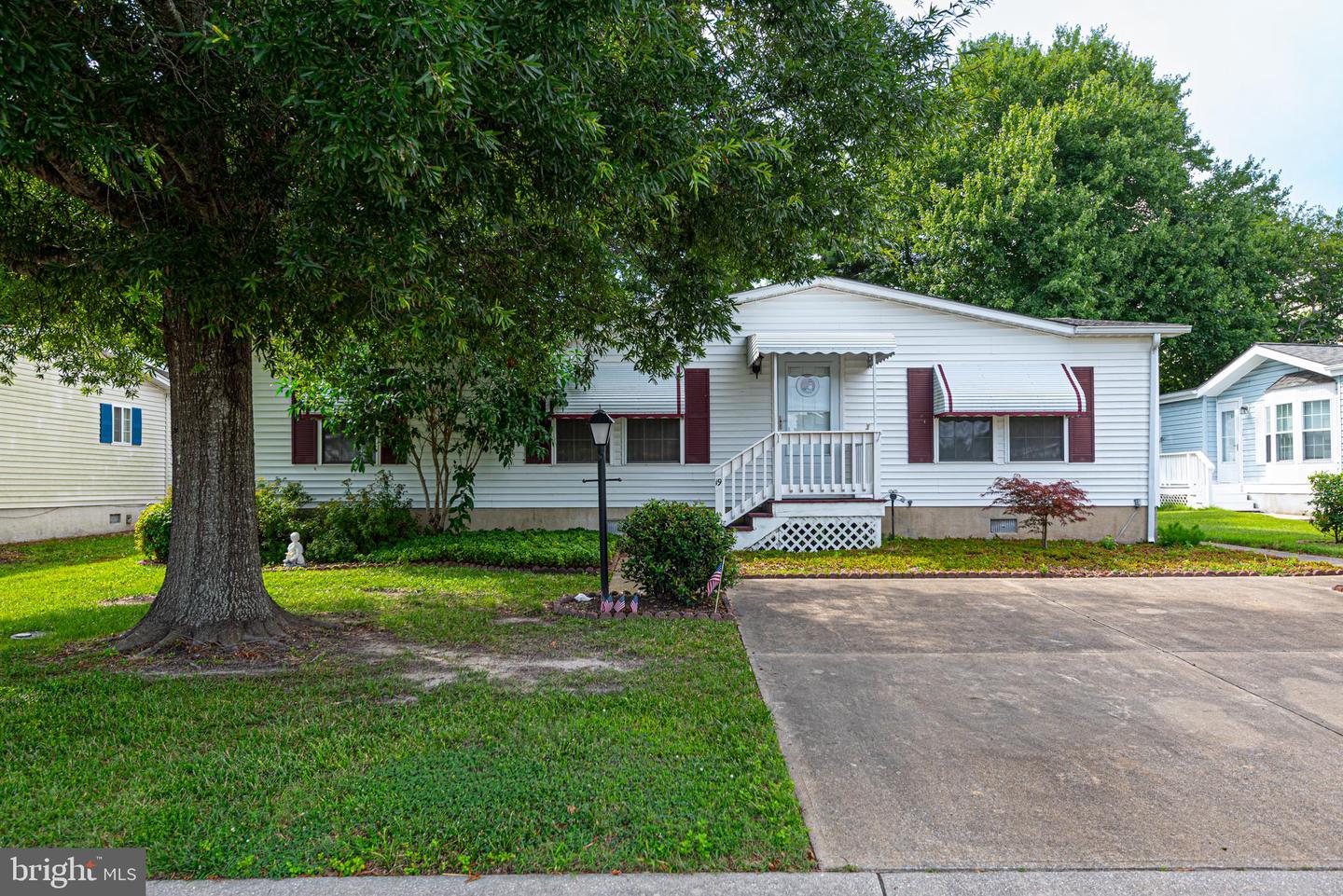 19 Anchor Way Dr Property Photo 1