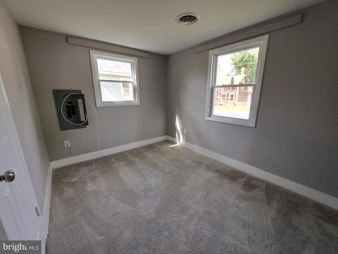 506 Laurel St Property Photo 19